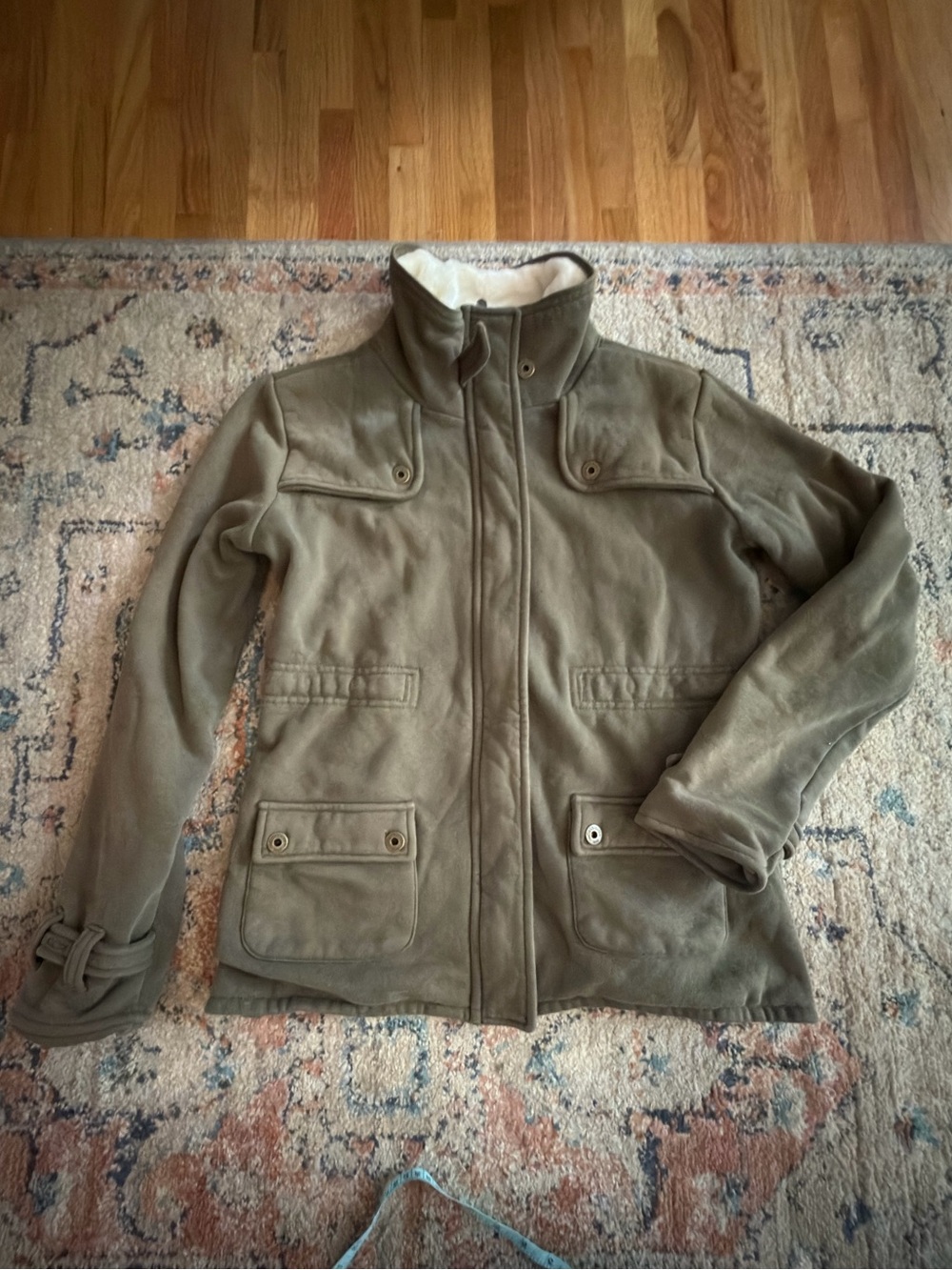 Carhartt x women's nwot olive green utility jacket M
